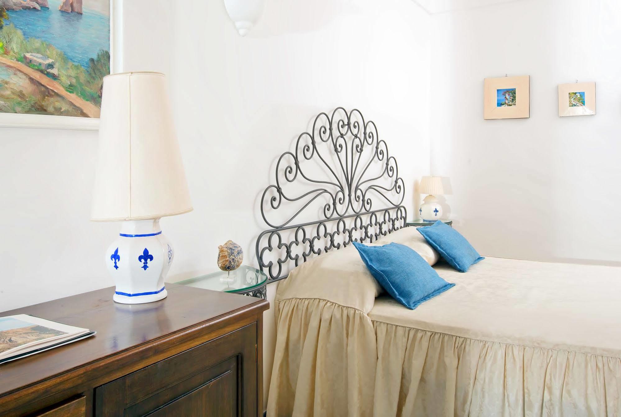 Il Giardino Dell'Arte Bed and Breakfast Anacapri  Exteriör bild
